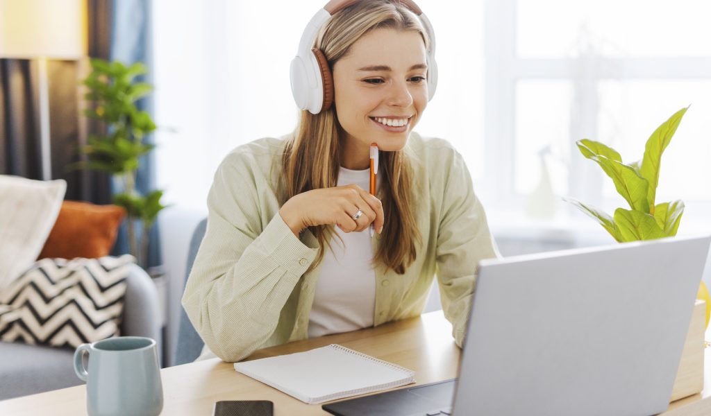 Interactive Online Community Class